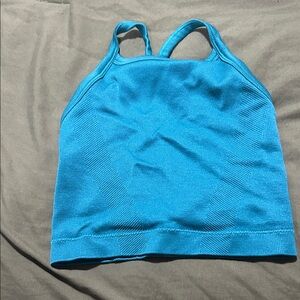 Girls cropped activewear top
